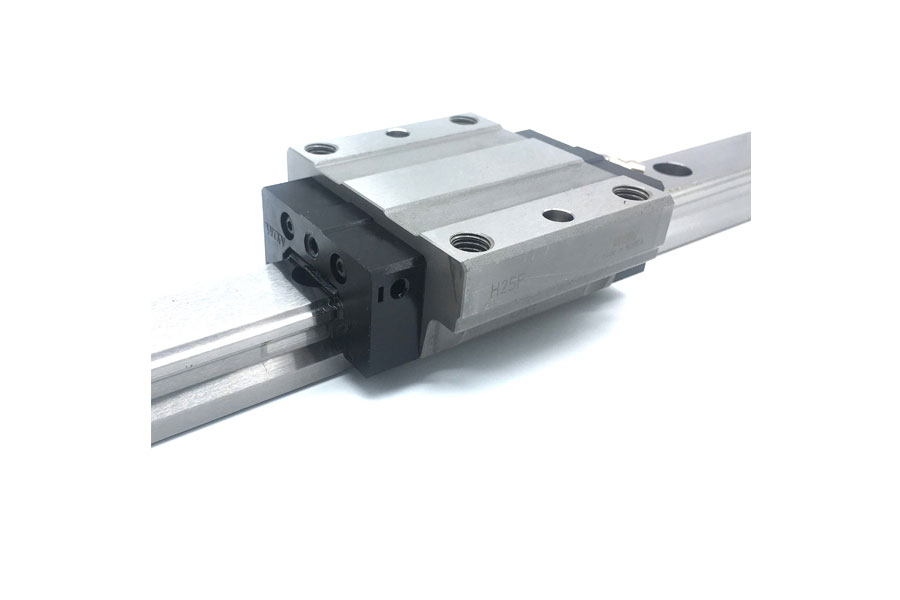 怎么選擇生產(chǎn)直線導(dǎo)軌的材料？