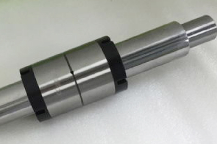 旋轉(zhuǎn)滾珠花鍵有哪些特點(diǎn)及應(yīng)用？