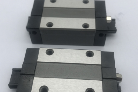 怎么科學(xué)計算直線導(dǎo)軌的負(fù)荷？